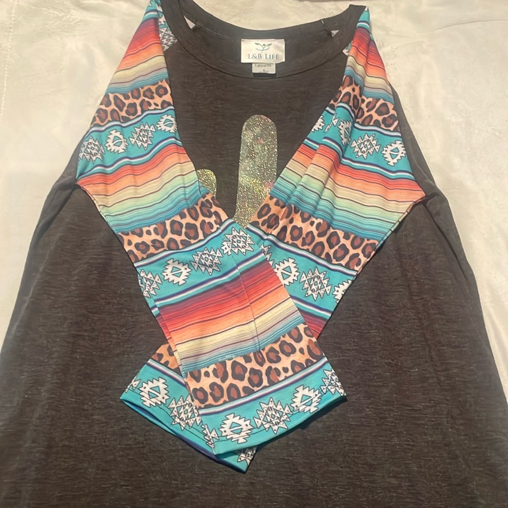 Three Quarter sleeve T
